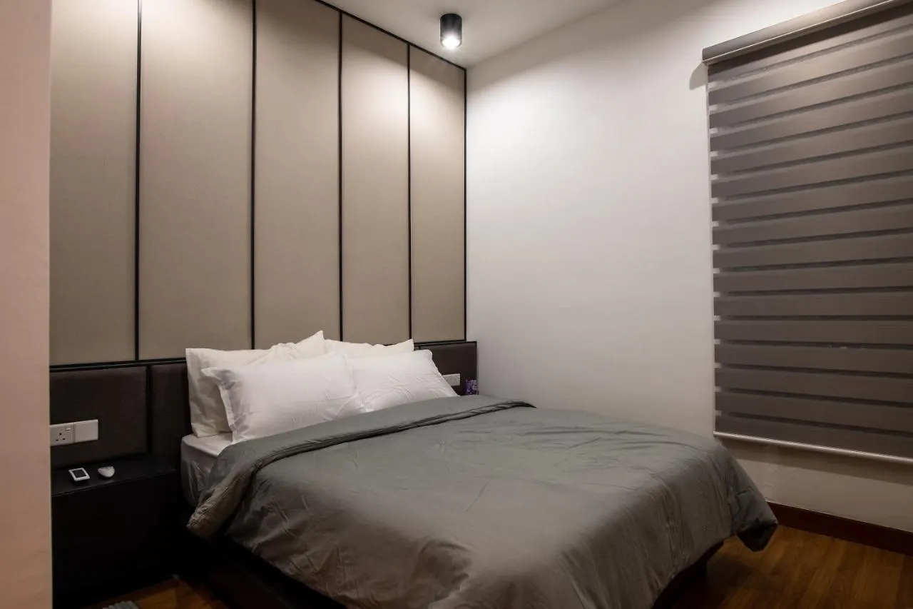 Executive Seaview 2Bedrooms Macalister Georgetown 4-6Pax Malesia